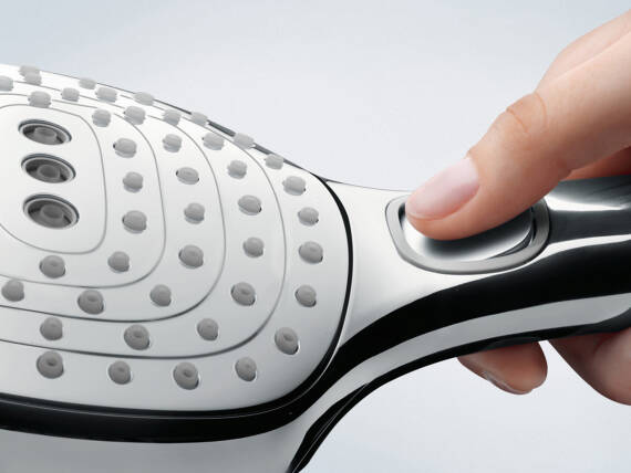 raindance-select-e-hand-shower_select-button-hand_4x3.jpg