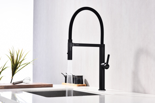 смеситель для кухни paulmark leader le214101-401, антрацит