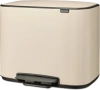 Мусорное ведро Brabantia Pedal Bin Bo 201622 36 л, бежевое