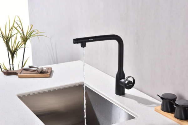 смеситель для кухни с подключением к фильтру paulmark urban ur213104-401, цвет антрацит