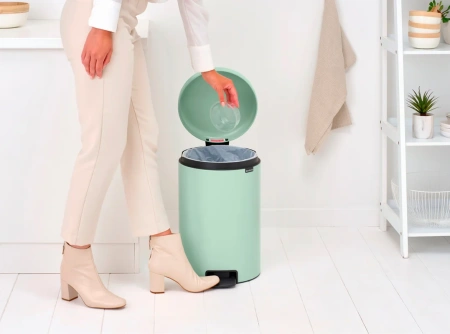 мусорное ведро brabantia newicon 233920 20 л, мятно-голубое