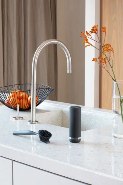 Дозатор Brabantia SinkStyle 228049 для моющих средств, темно-серый